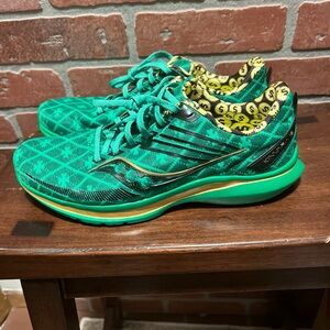 Saucony Shamrock Kinvara 12 St. Patrick's Day Womens Size 9